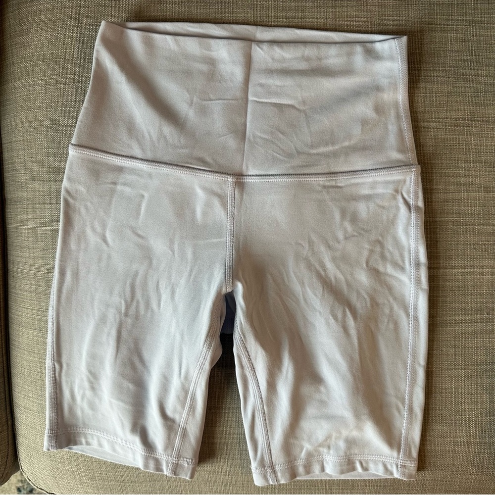 Lululemon Align 8” shorts